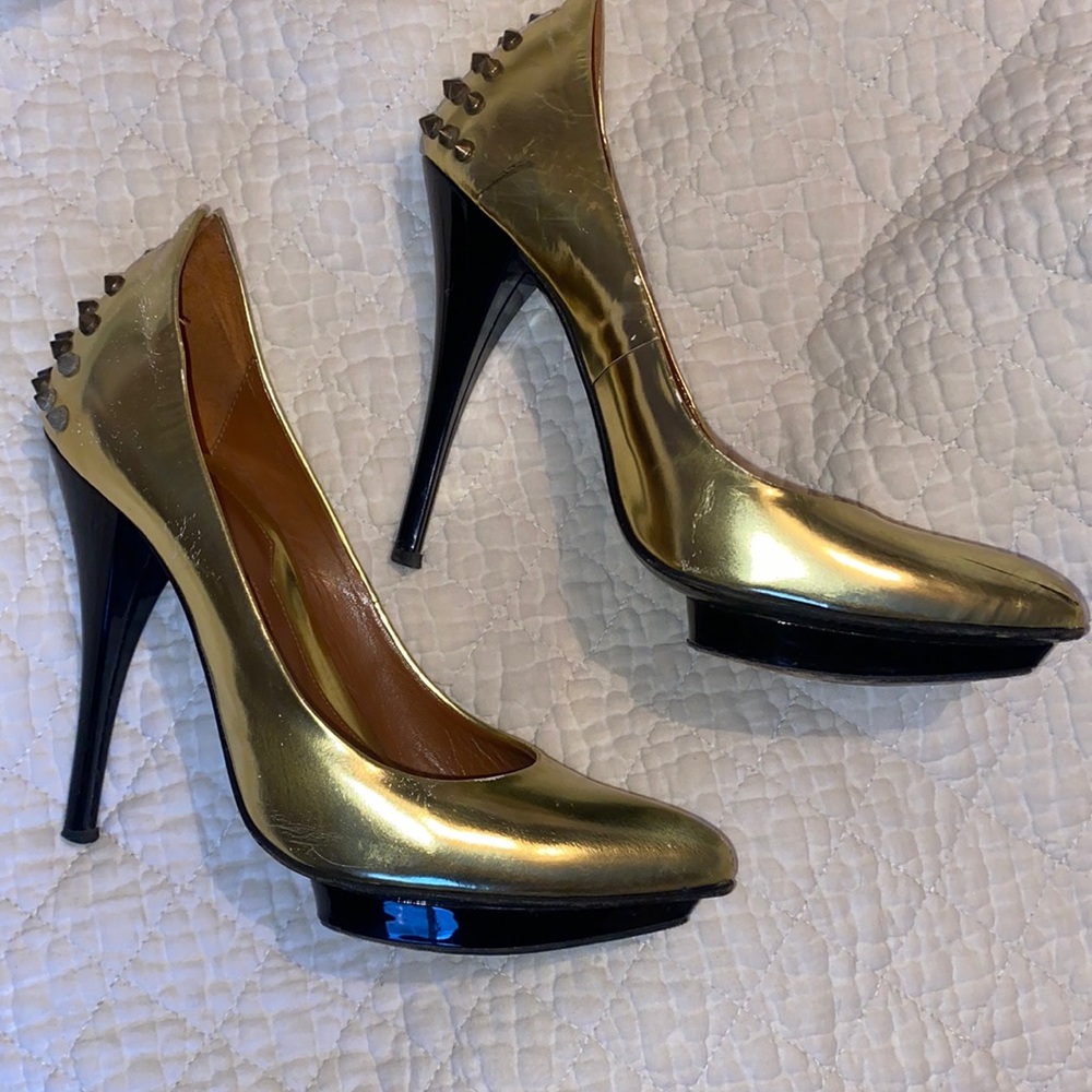 Alexander McQueen gold heel studded heels